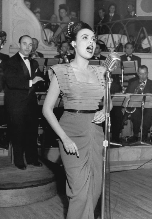 Brown Sugar: Over 80 Years of America's Black Female Superstars: Lena Horne
