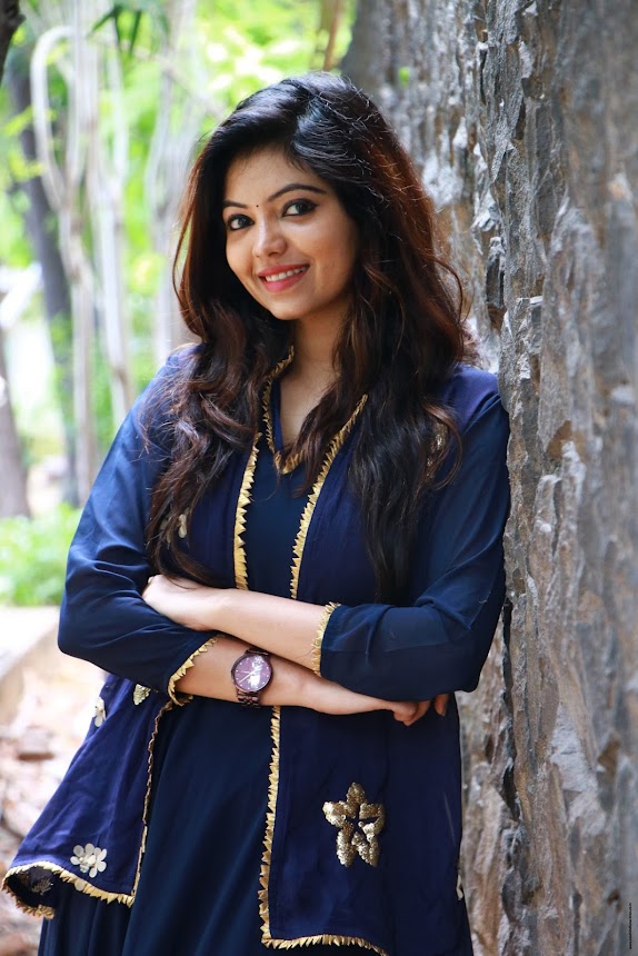Athulya Ravi photos at Mannar Vagaiyara audio launch