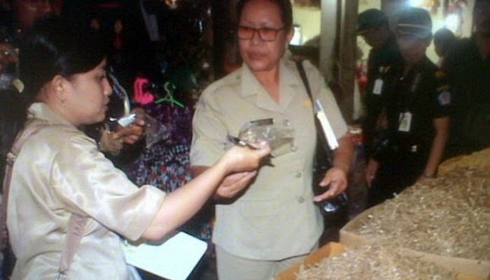Ikan Teri Berformalin Beredar di Pasar Tabanan
