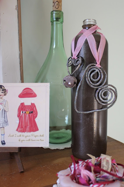 wire heart charms on bottle linda nelson at the createaerie