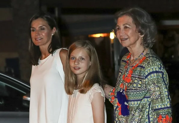 King Felipe, Queen Letizia, Infanta Sofia, Queen Sofia, Infanta Elena at a dinner in Palma. Princess Leonor and Sofia wore Mango Dress from 2015 collection