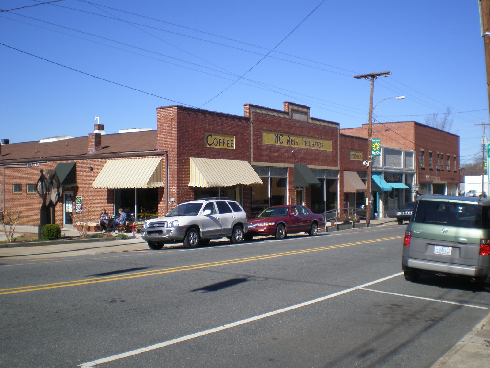 A mattresser in NC Siler City Downtown