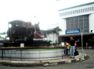 Naik Kereta ke Tempat Wisata Murah Dekat Stasiun Bandung