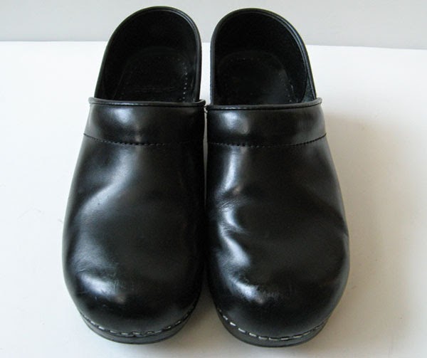dansko black clogs size 39