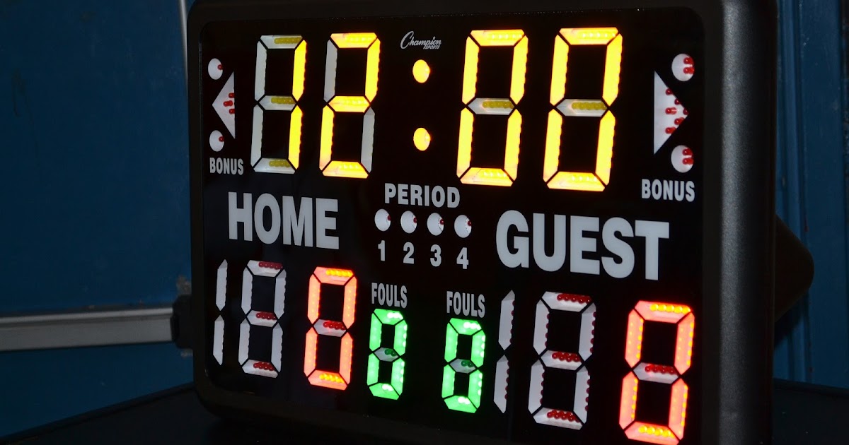 Halftime scoreboard showing 7-7 tie