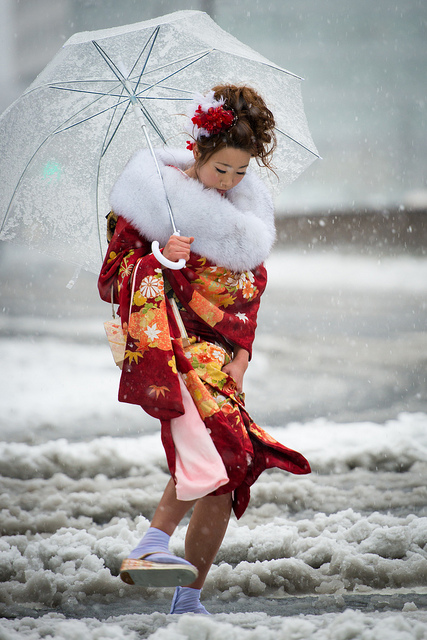 A n z u: Kimonos in the snow