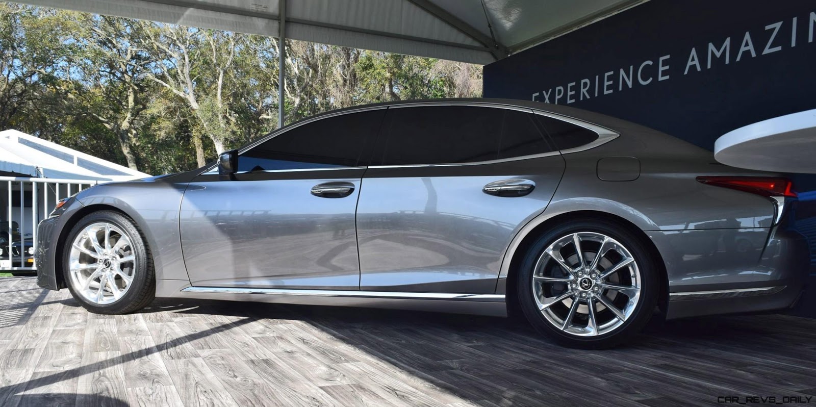 THÔNG TIN XE LEXUS LS500 và LS500 H ĐỜI MỚI NHẤT MODEL 2023.