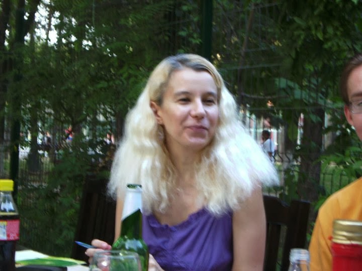 Olivia Marcov, Adrian Pafa(in portocaliu) care mi-a scris The Poem by W. Blake, aug.2009