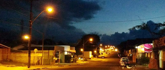 Roncador: Avenida Santo Antônio ganha iluminação nova