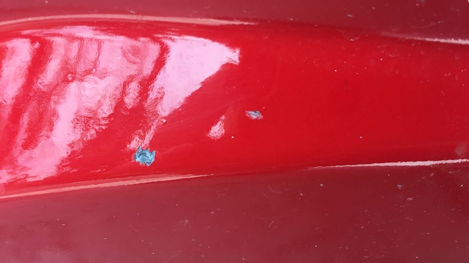 cat kereta untuk cat yang terkopek Matt Lee