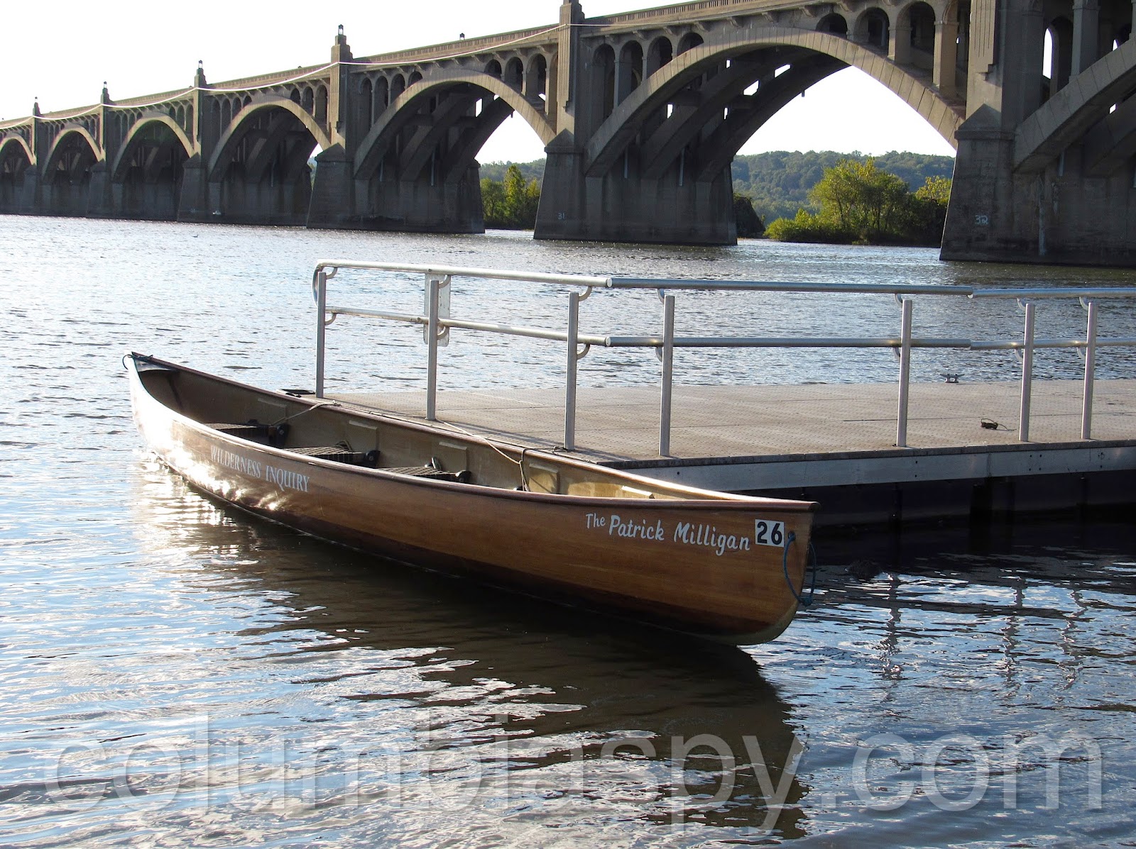 COLUMBIA SPY Canoemobile crew packs up 400pound canoes after a day of