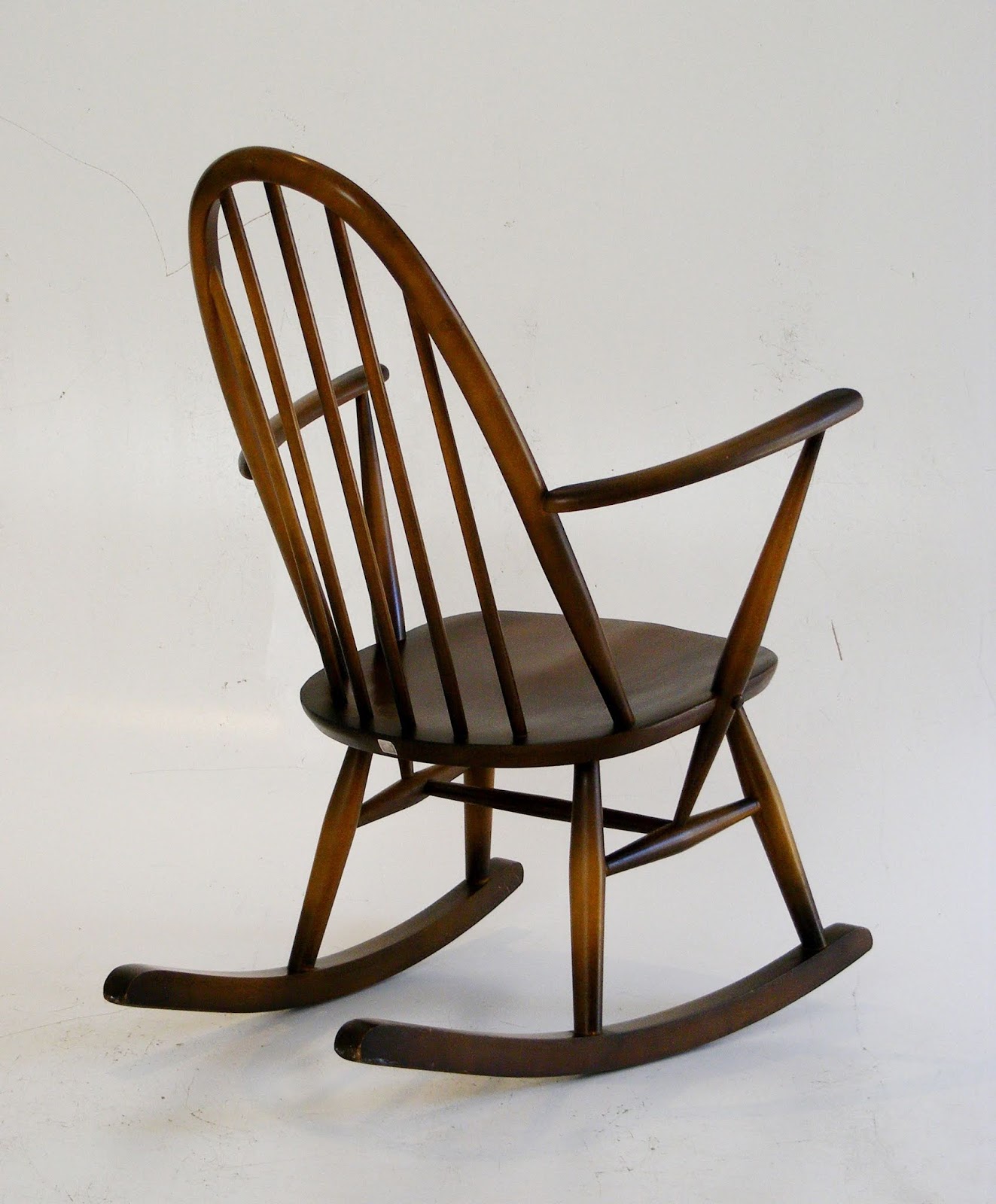 VAMP FURNITURE Ercol quaker rocking chair at Vamp_12 February 2019