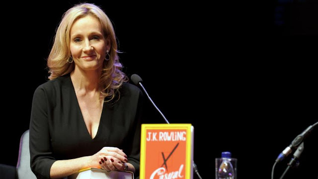 Dibalik Semua Kesuksesan Novelnya, Terbiasa Gagal Adalah Kunci Keberhasilan J.K. Rowling. Ikuti Caranya! Dibalik Semua Kesuksesan Novelnya, Terbiasa Gagal Adalah Kunci Keberhasilan J.K. Rowling. Ikuti Caranya!