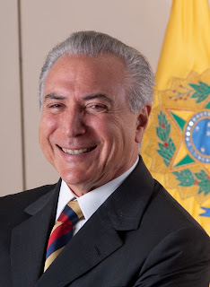 Resultado de imagem para TEMER RINDO