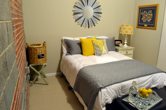 Mirror in Guest Bedroom Paint Stick Sunburst Mirror Easy DIY Project | DIY Playbook