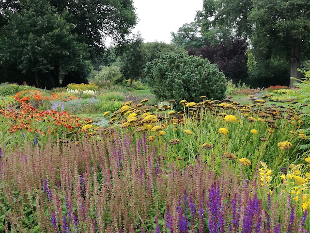 English gardens ogród angielski, angielska rabata bylinowa