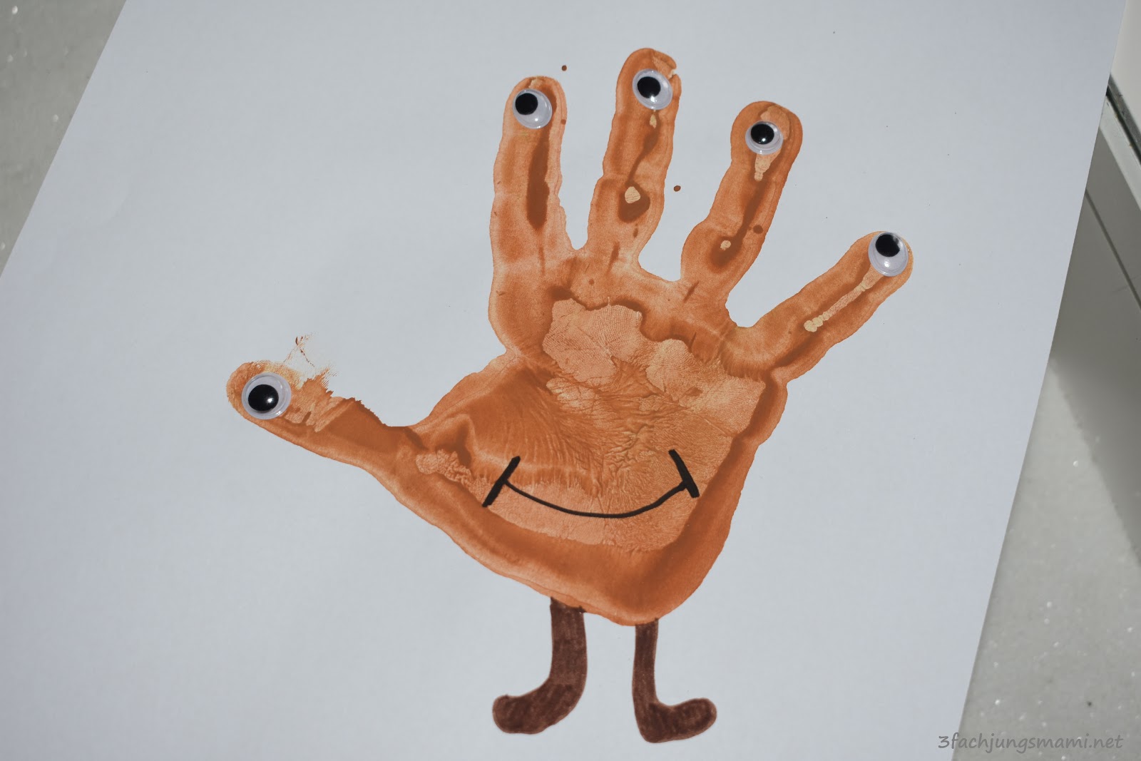 12 Ideen, was du aus den Handabdrücken deiner Kinder zaubern kannst - 3 