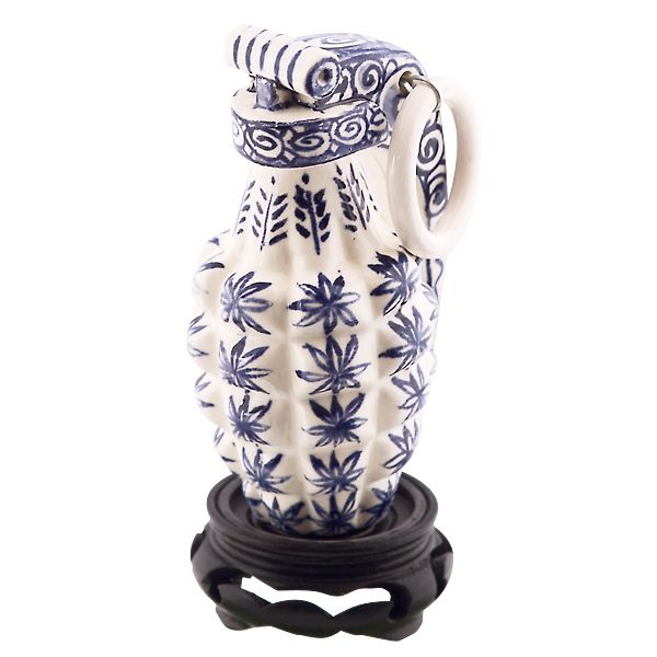 Flares into Darkness Krafft's ceramic weapons