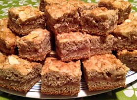 Pyragas Kalėdinis trupiniuotis Pyragas Kalėdinis trupiniuotis receptas