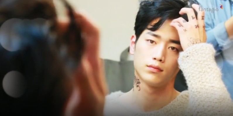 화보 촬영하는 서강준 | 인스티즈