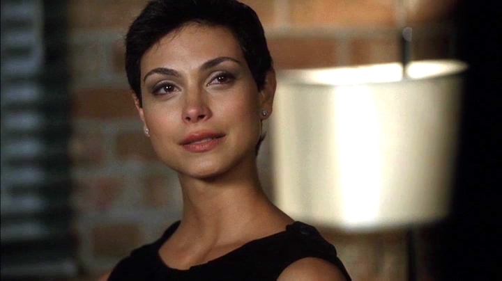 Morena Baccarin as Erica Flynn in The Mentalist (S07E03) (2014) / 33 Screen...