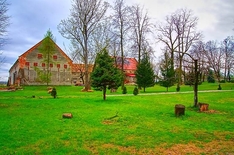 Zamki i palace foto Majka D PIOTROWICE NYSKIE