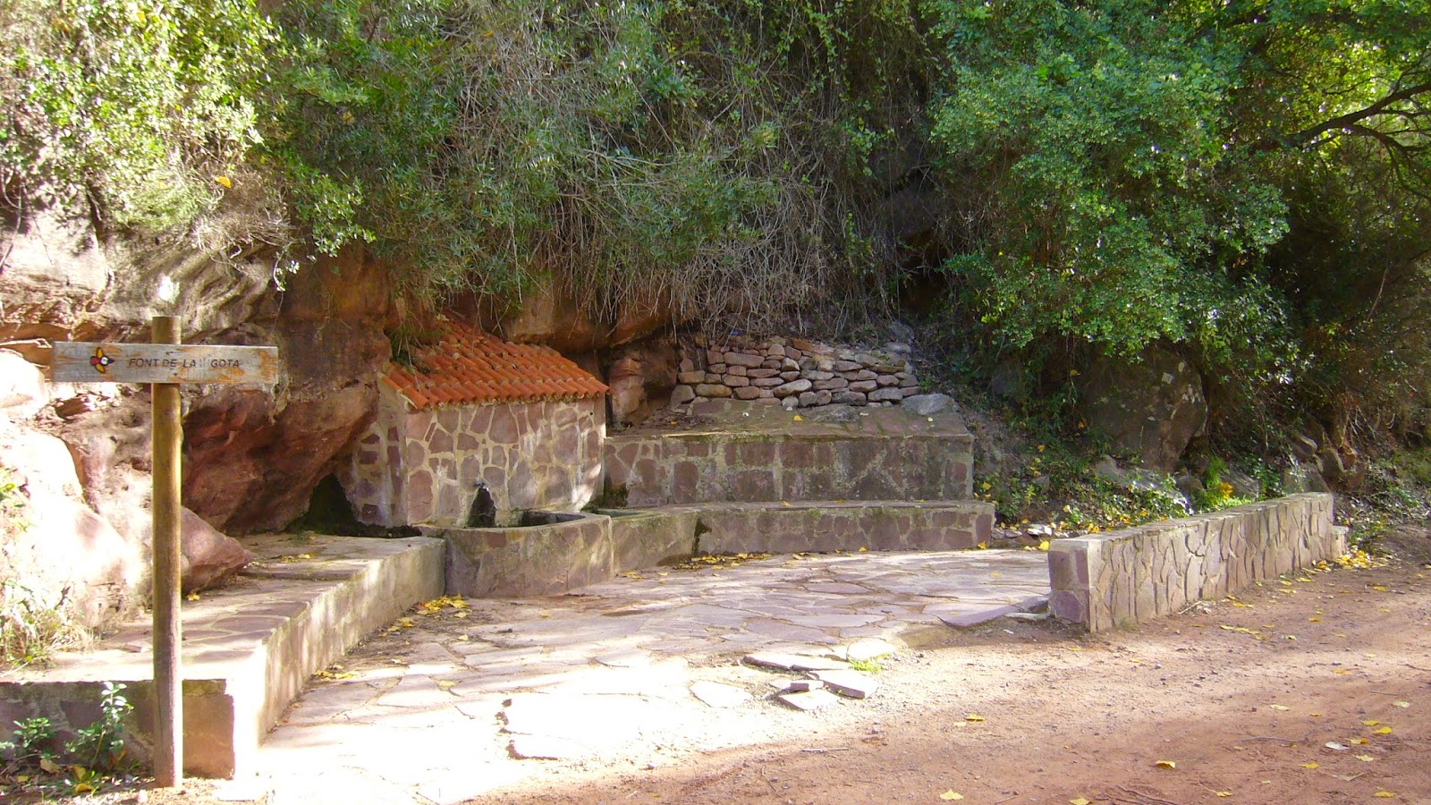 AL SUR DE LA CALDERONA: FONT DE LA GOTA Y FONT DEL BERRO