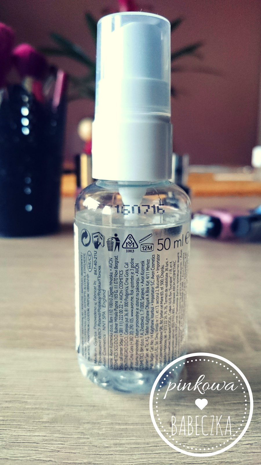 pinkowaBABECZKA PRZYSPIESZACZ WYSYCHANIA LAKIERU AVON NAIL EXPERTS