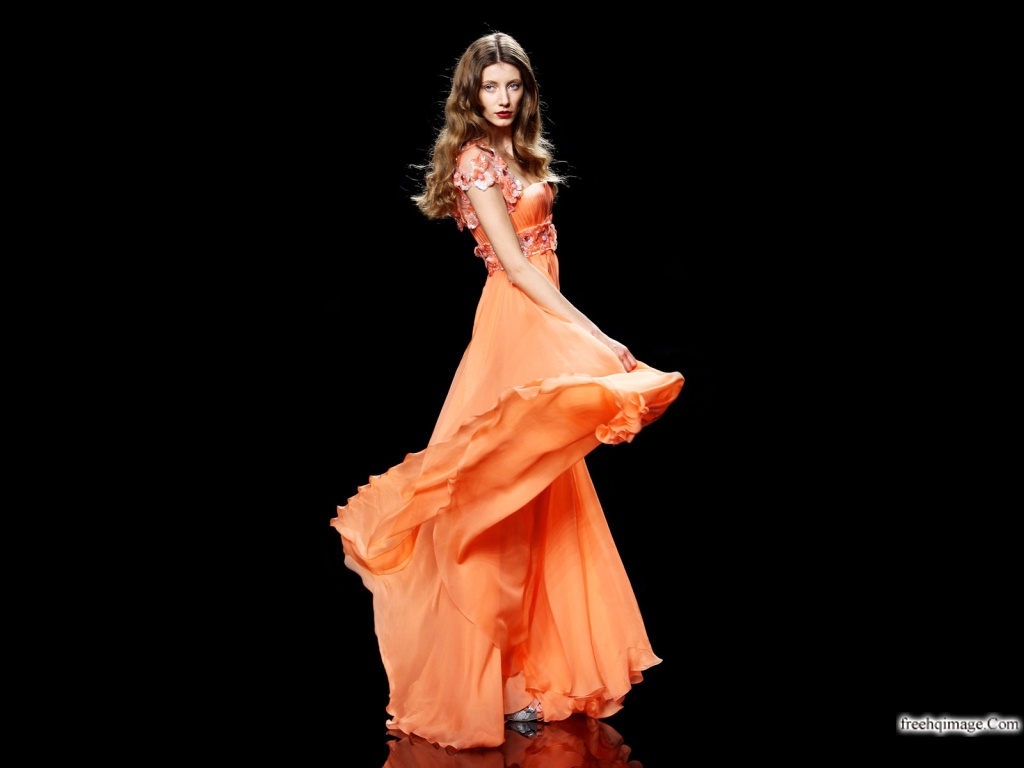 Fashion & Beauty Tips Fashion Dresses New Trend 2011