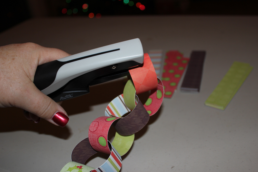 Creativity Among Friends Paper Ring Garland