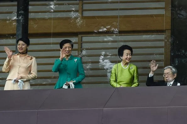 Emperor Naruhito, his wife Empress Masako, Crown Princess Kiko, Princess Mako, Princess Kako, Emeritus Akihito and Empress Emerita Michiko