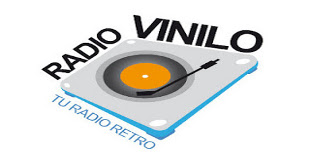 La escuchar un monton
