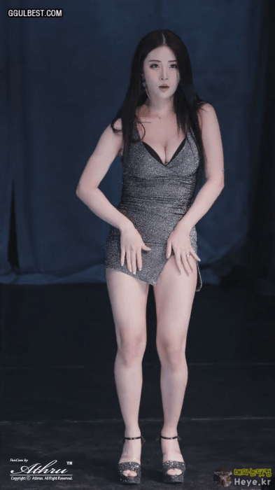 GGULBEST.COM GIF FACTORY: GIRL CRUSH BOMI.gif