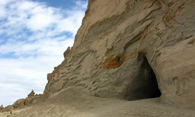 Las misteriosas tuberías de 150.000 años de antigüedad descubierto debajo de una pirámide de China Baigong%2Bentrada%2Bpiramide