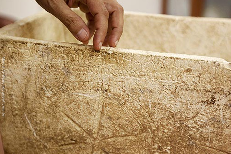 O ossuário da família de Caifás, que julgou Jesus O ossuário da família de Caifás, que julgou Jesus