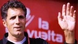 Indurain, con su línea simiesca