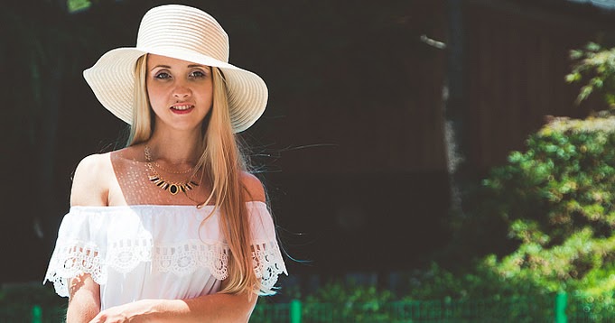 Pool summer: off-shoulder dress - My Blonde Gal