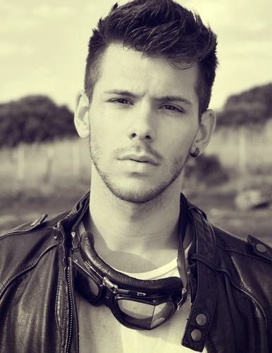 de todo un poco 330 VENTURA RODRÍGUEZ