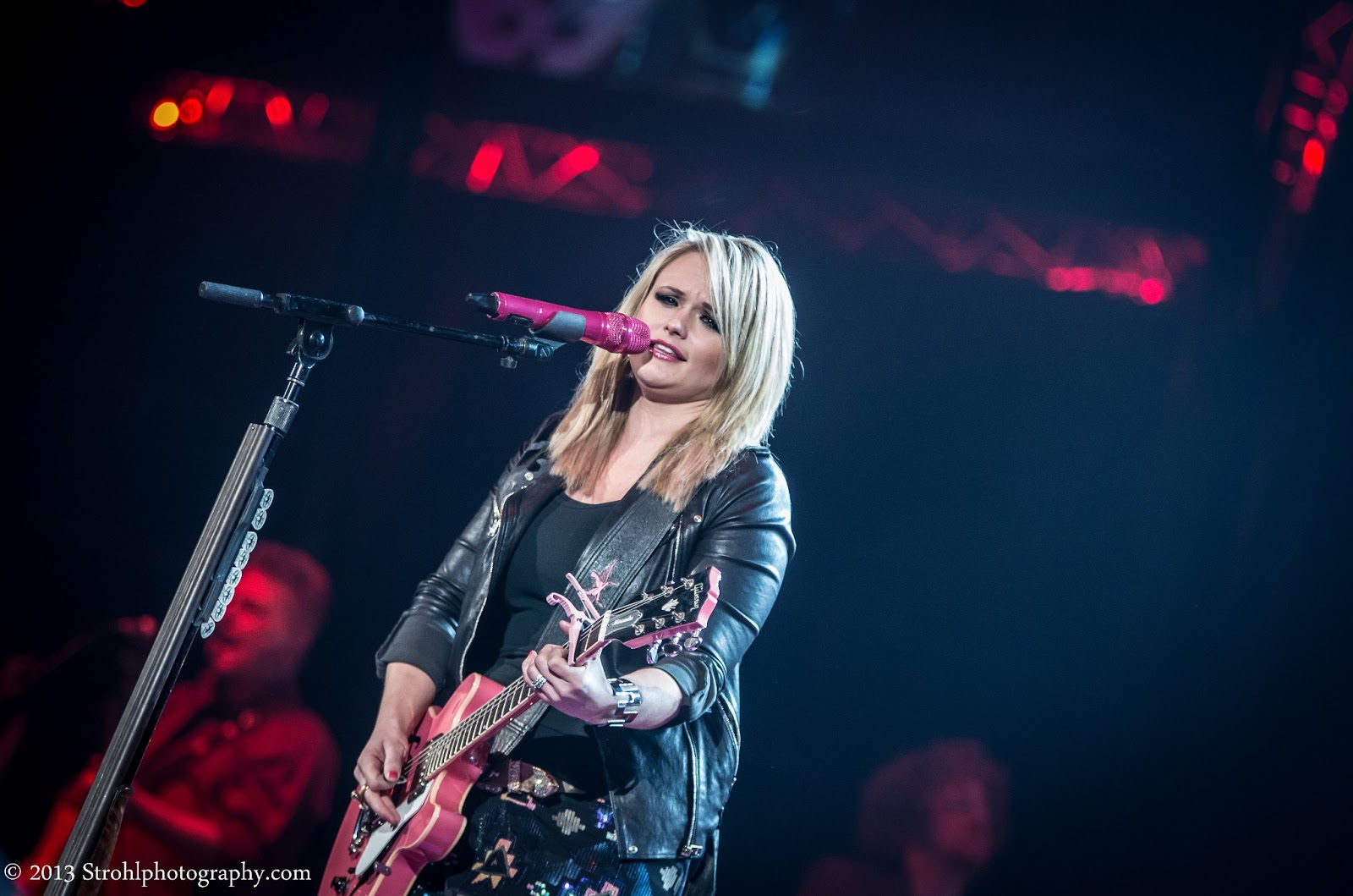 Miranda Lambert ~ Concert Photos Magazine - Live Music News Tickets