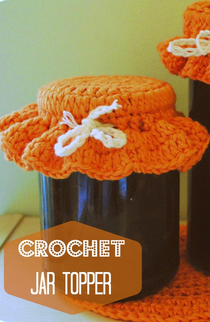 Add a special finishing touch to your homemade preserves with this simple crochet jar topper.