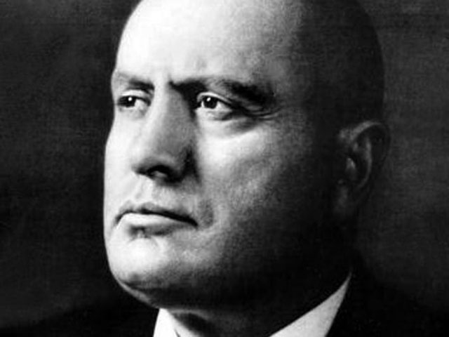 Nazi Menggunakan Bantuan Peramal untuk Menemukan Benito Mussolini