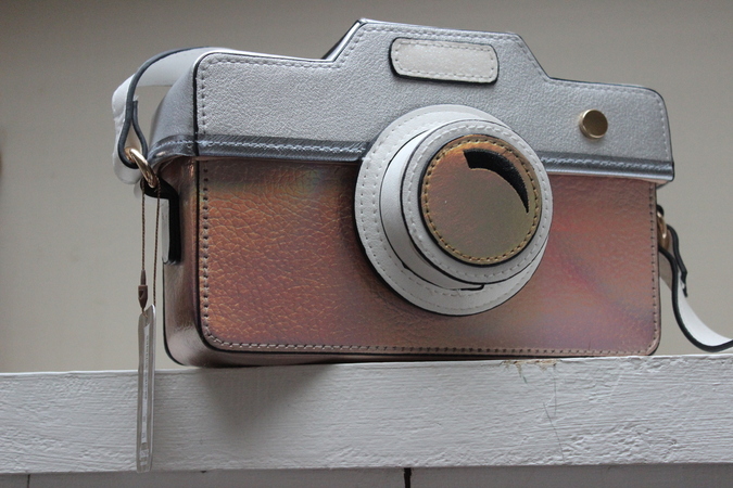 Soinspo Currently Crushing Accessorize Cara Camera Bag