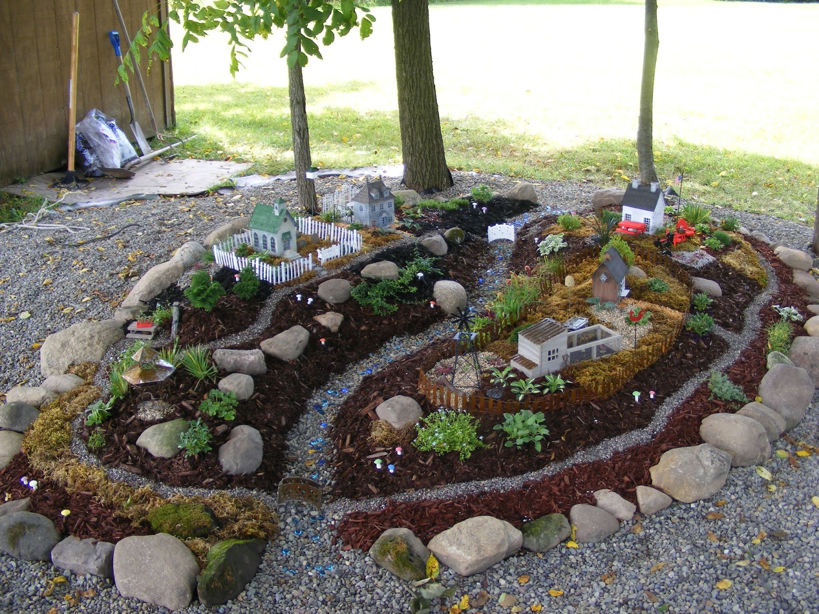 Tree Creations in Geneseo A Closer Look