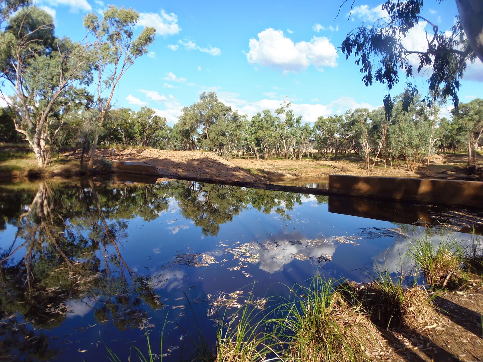 Solo Steve On The Road LLOYD JONES WEIR BARCALDINE Qld