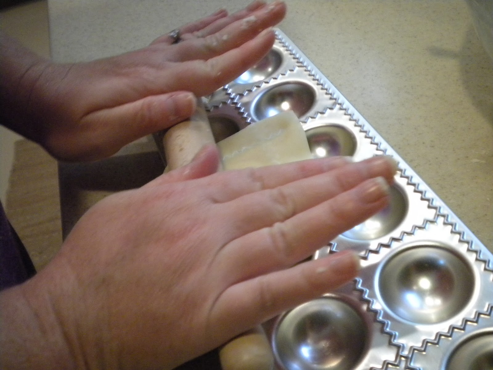Tobins' Tastes: Giada's Ravioli Caprese