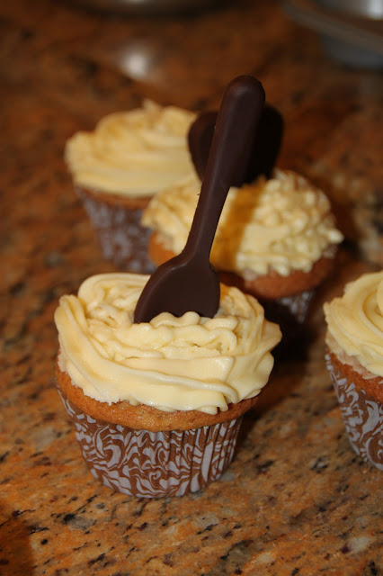 cupcakes-de-cafe, coffee-cupcakes, buttercream-de-chocolate-blanco