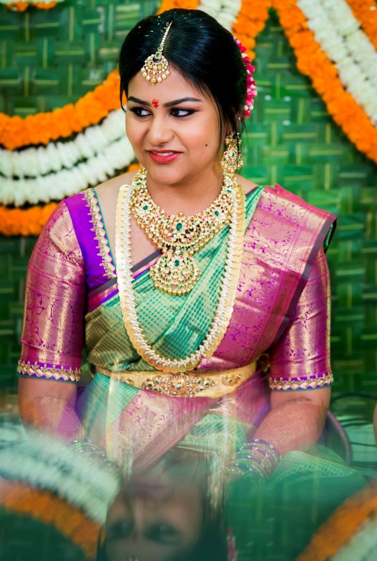 Bride in Pachi Floral Necklace Kasumala - Jewellery Designs