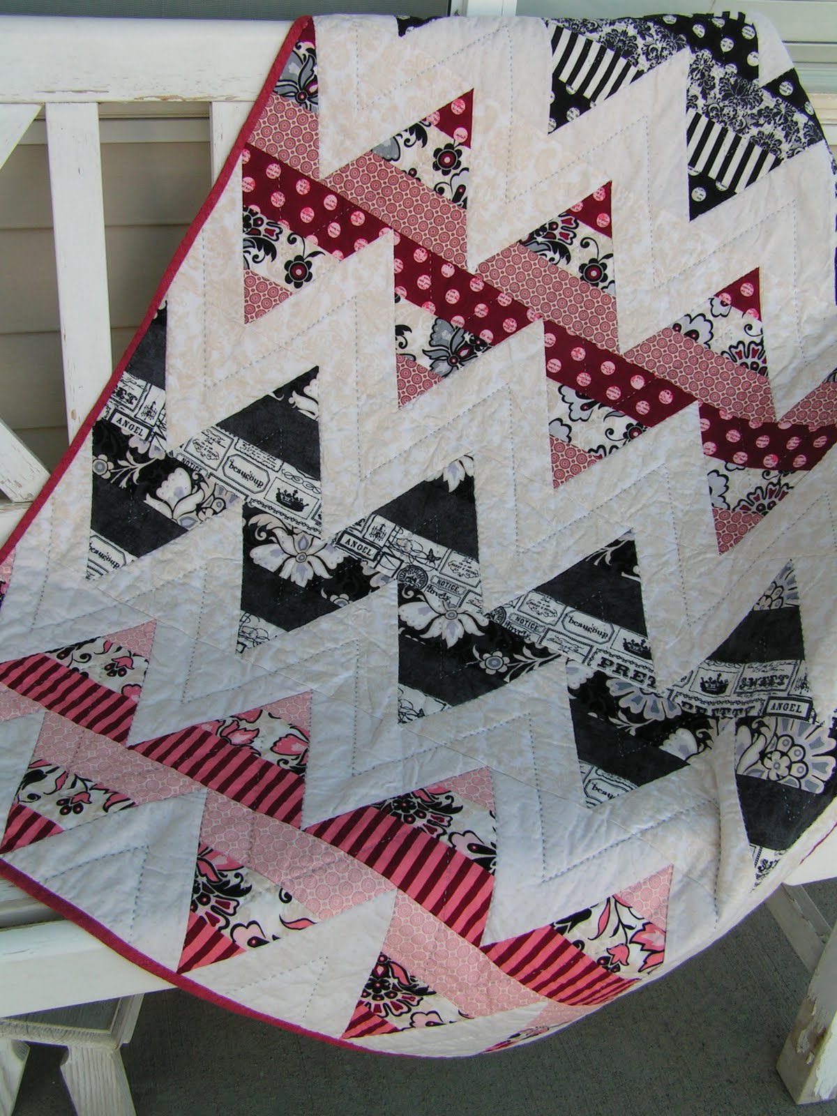 Tea Rose Home Zig Zag Baby Quilts & Blanket