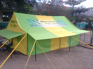 Kami Arwin Tenda menawarkan Tenda Pramuka dengan harga murah dan terjangkau. Tenda Pramuka Biasanya dipergunakan untuk acara kemah pramuka, acara perkemahan gunung, camping, dan acara acara lain sesuai keinginan anda.