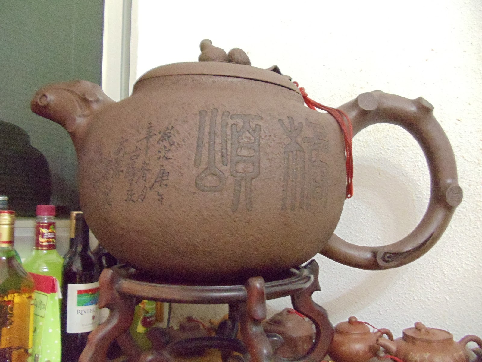 World of Pots The story of the giant teapot